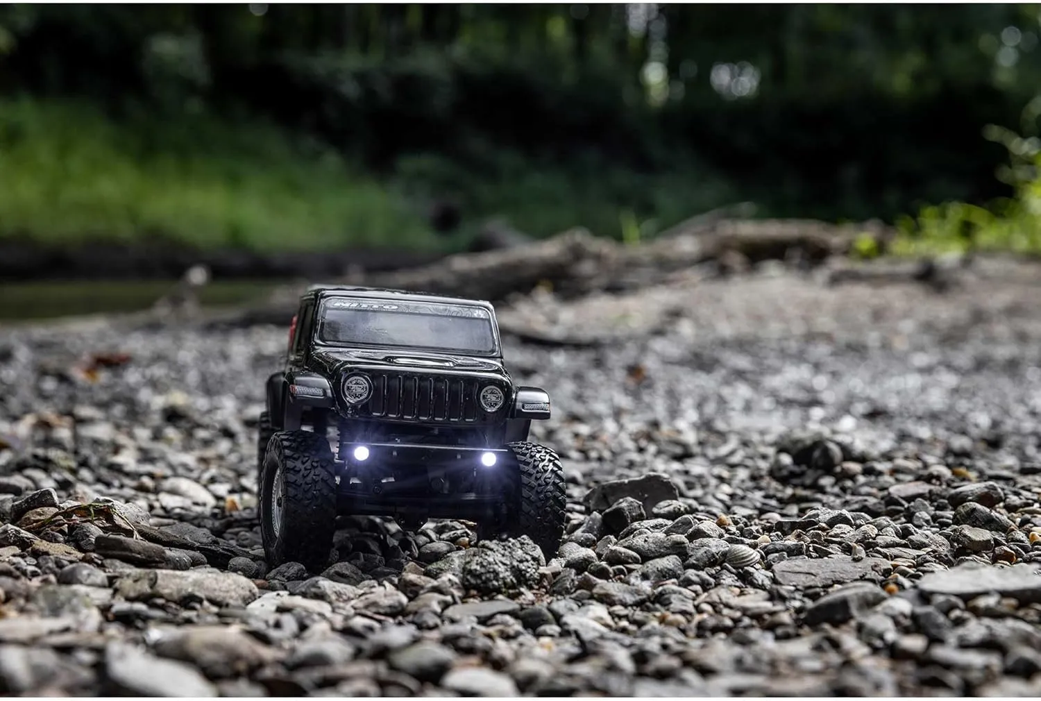 Axial RC Truck SCX24 Jeep Gladiator 4 Wheel Drive Rock Crawler Brushed RTR (Nothing Needed to Complete Ready-to-Run), Black, AXI00005V2T5, Remote Control Car, RC Car, RC Crawler
