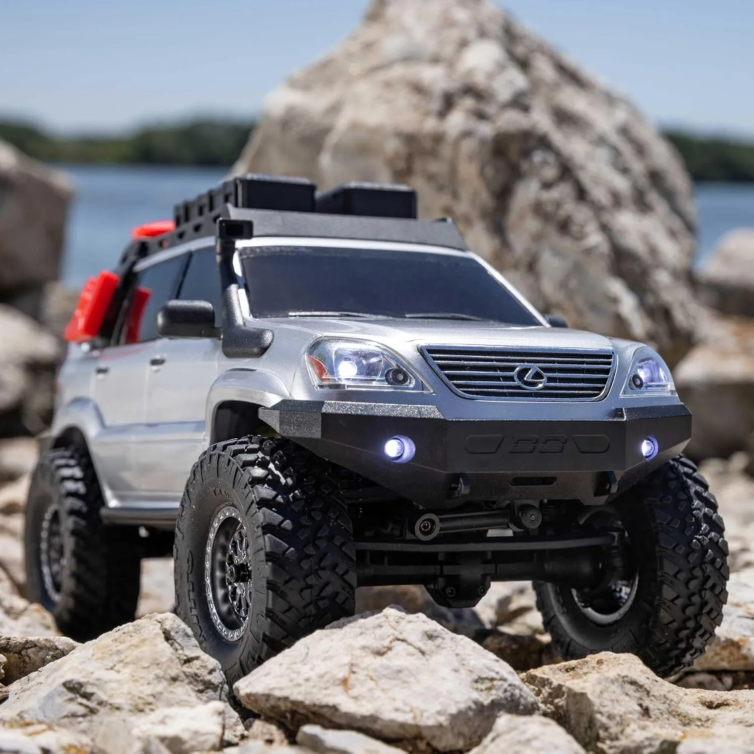 Axial RC Truck SCX24 Lexus GX470: 1/24 4WD RTR (Everything Needed to Run is Included), Silver, AXI-1532T2