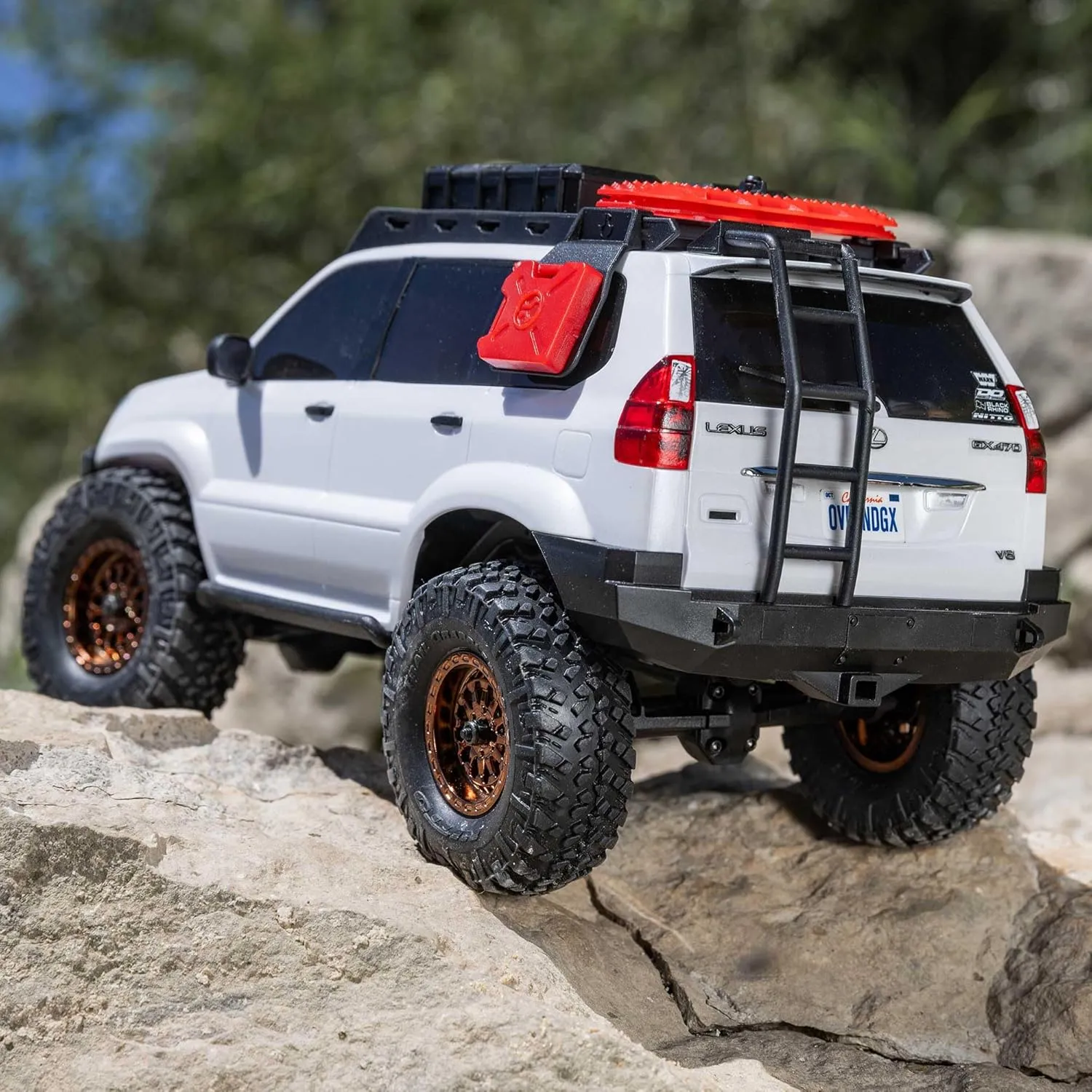Axial RC Truck SCX24 Lexus GX470: 1/24 4WD RTR (Everything Needed to Run is Included), White, AXI-1532T1