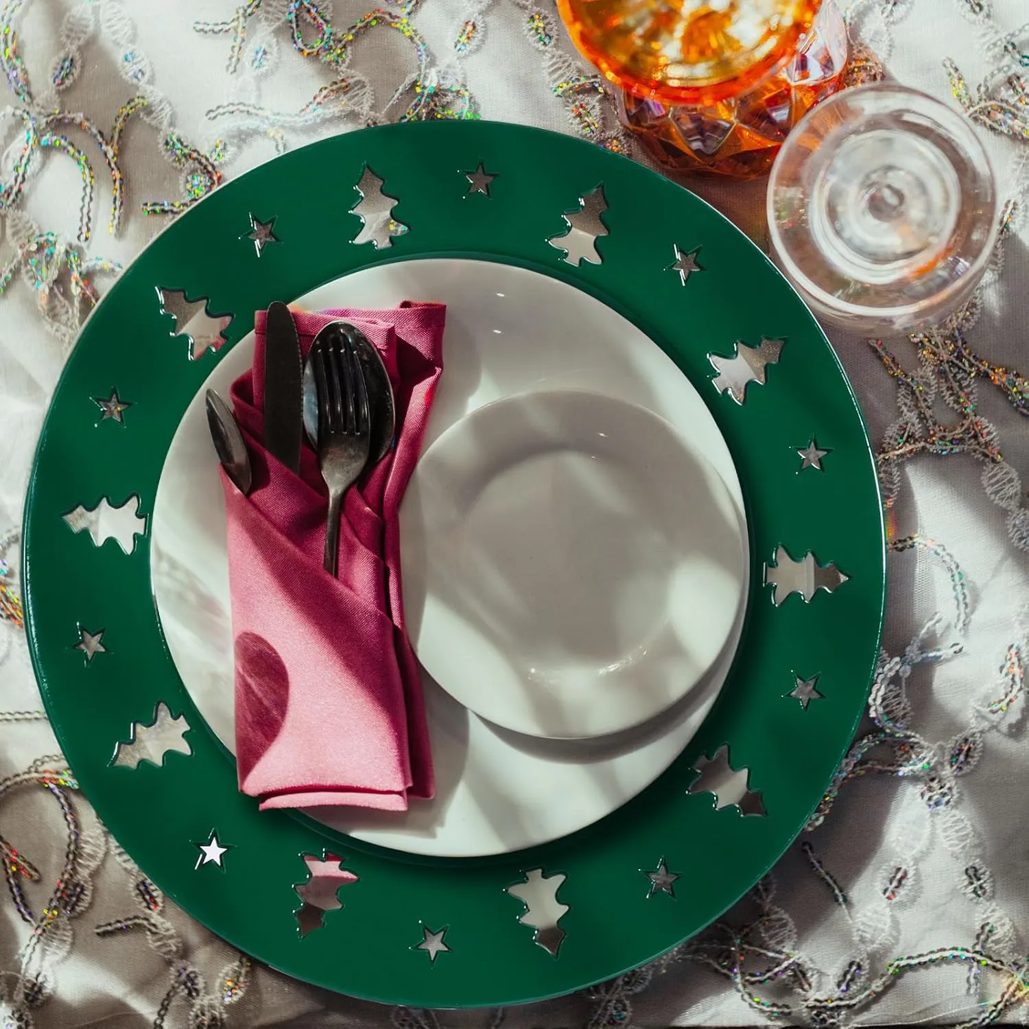Christmas Charger Plates - 13" Christmas Tree Openwork Holidays Decorations Round Chargers for Dinner Plates - Elegant Table Centerpieces - Hunter Green, 6 Pack