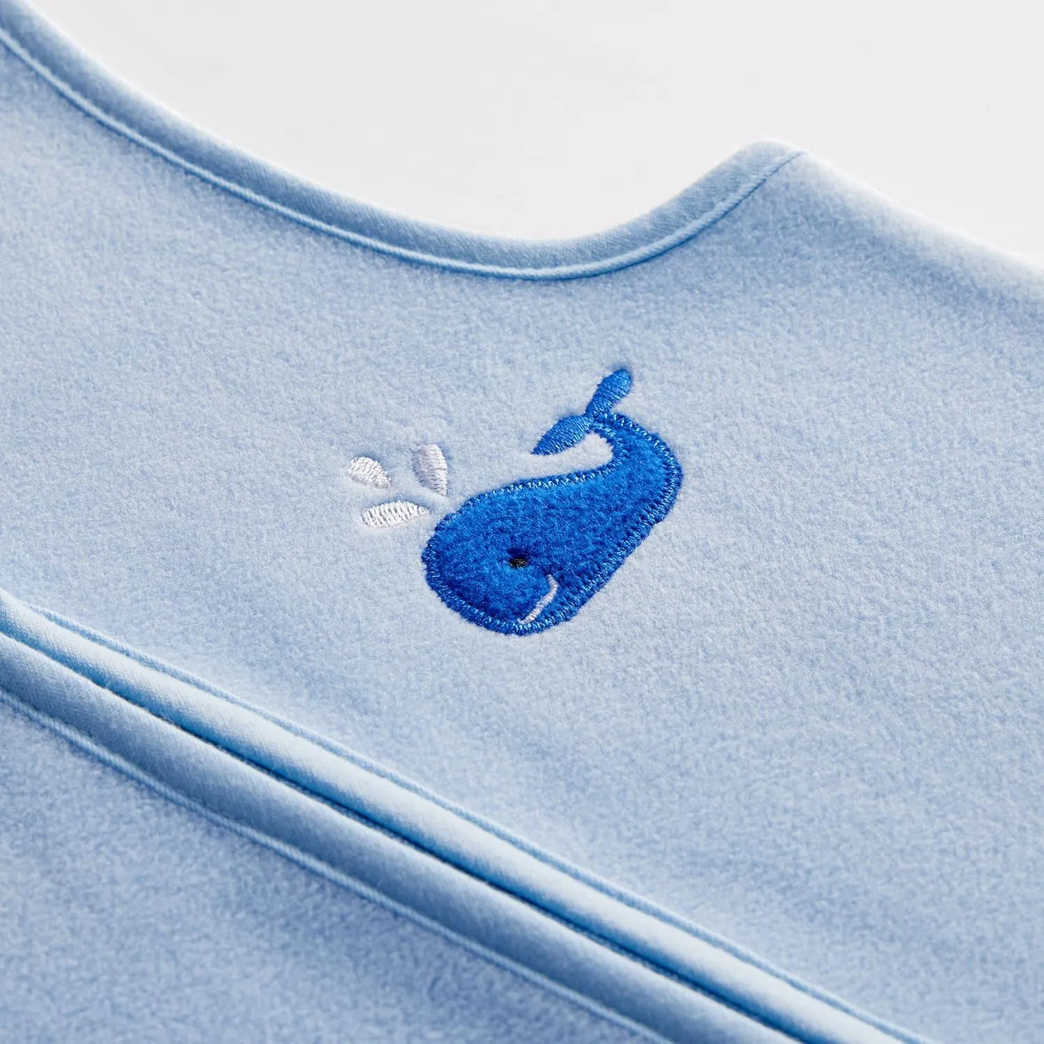 DaysU Micro Fleece Baby Sleep Sack 1.0 TOG, Baby Wearable Blanket 18-24 Months Sleeveless with 2-Way Zipper, Sleeping Bag for Baby Unisex, 1 Pack, Light Blue Whale