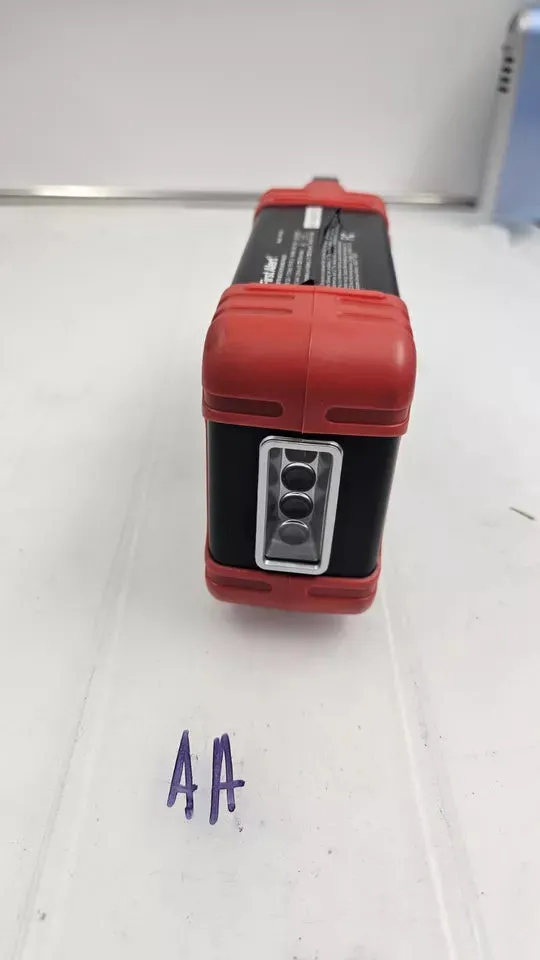 Emergency Solar Hand Crank Radio by Sharper Image