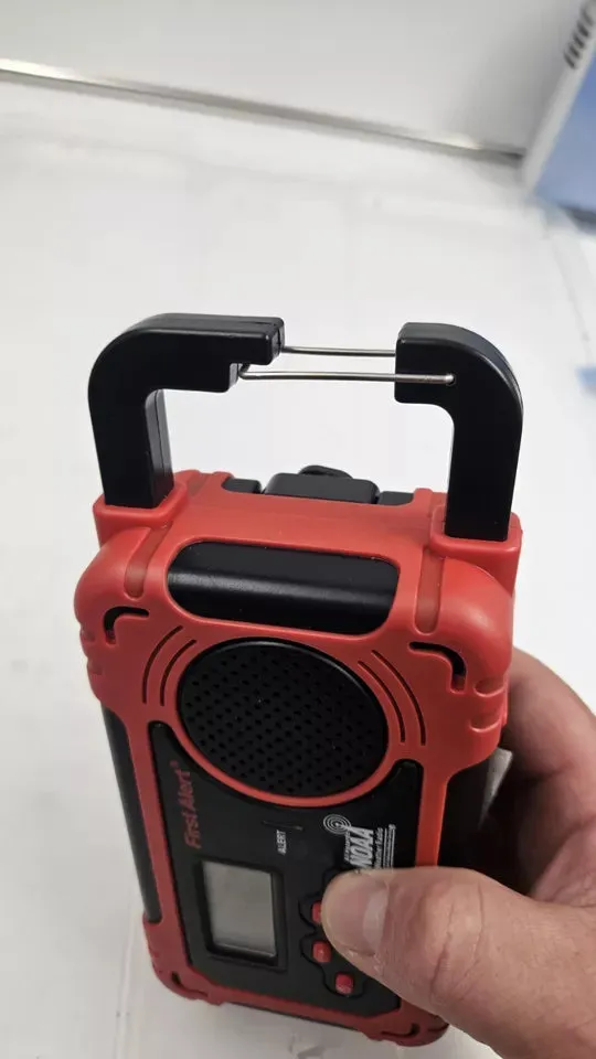 Emergency Solar Hand Crank Radio by Sharper Image