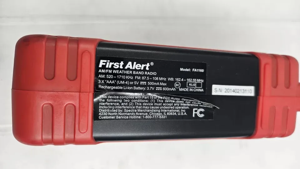Emergency Solar Hand Crank Radio by Sharper Image