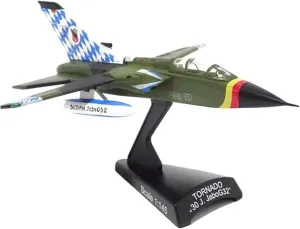 Mini Aircraft Model 1：100 for Europe Air Force Panavia Tornado 30 G32 Airplane Model for Display Collections Airplane Kit