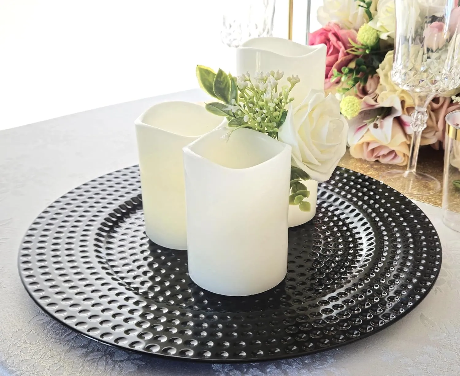 " OCCASIONS " 40 pcs Round 13'' Round Acrylic Plastic Wedding Chargers, Dinner Party Decoration Charger Plates (Hammered Black)