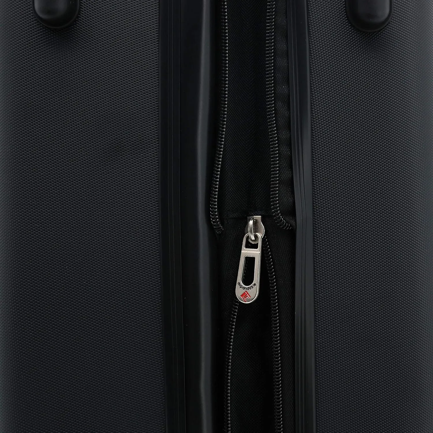 Travelers Club Chicago Hardside Expandable Spinner Luggage, Black, 5 Piece Set