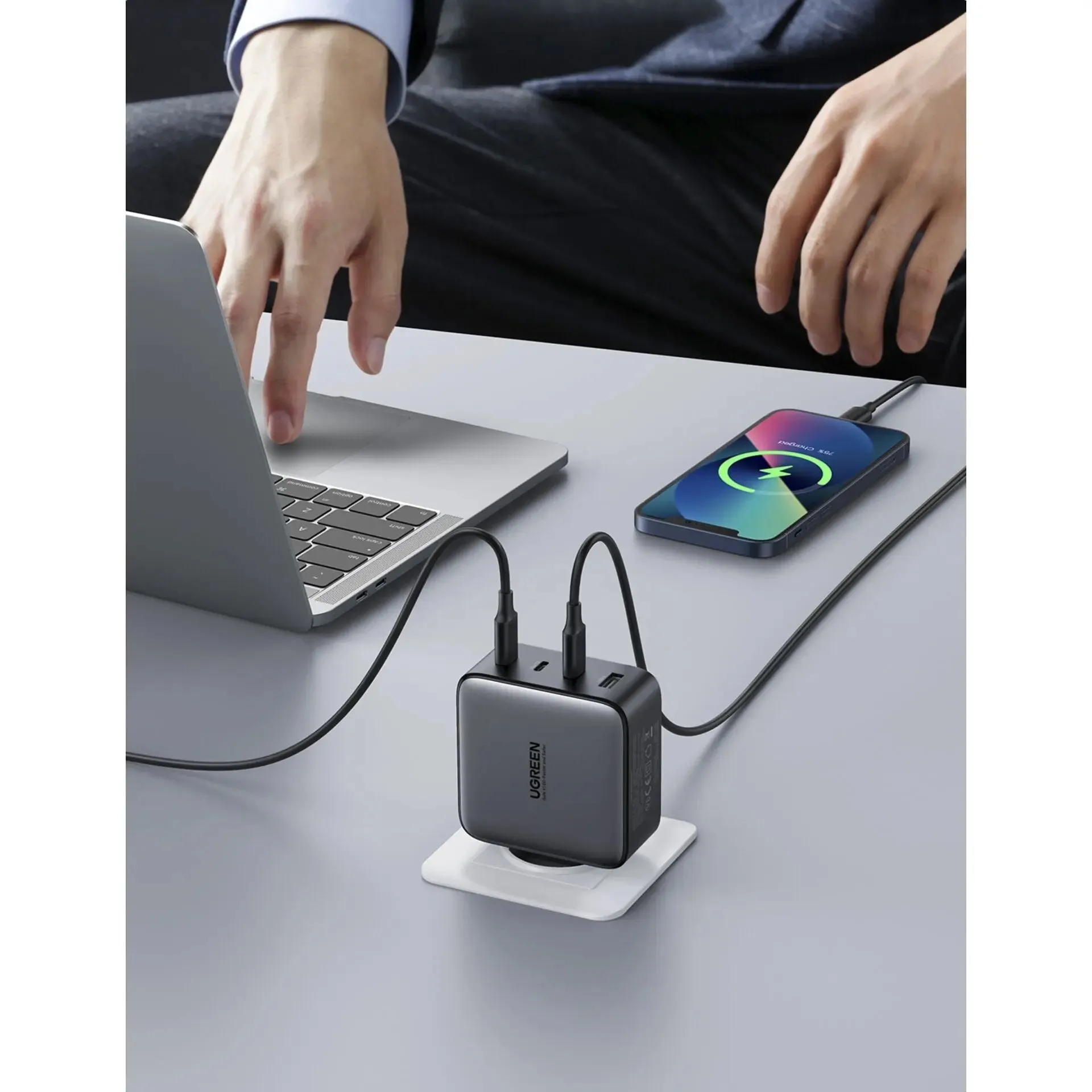 UGREEN NEXODE 4 PORTS USB-A 3*USB-C Cell Phone Fast Charger | 40747